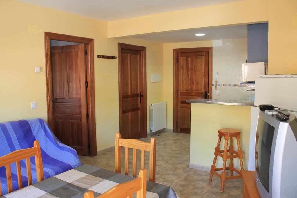 Apartamentos Turisticos Rosario カマレラ・デ・ラ・シエラ 部屋 写真