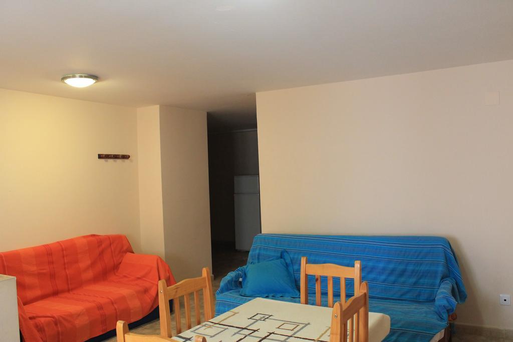 Apartamentos Turisticos Rosario カマレラ・デ・ラ・シエラ 部屋 写真